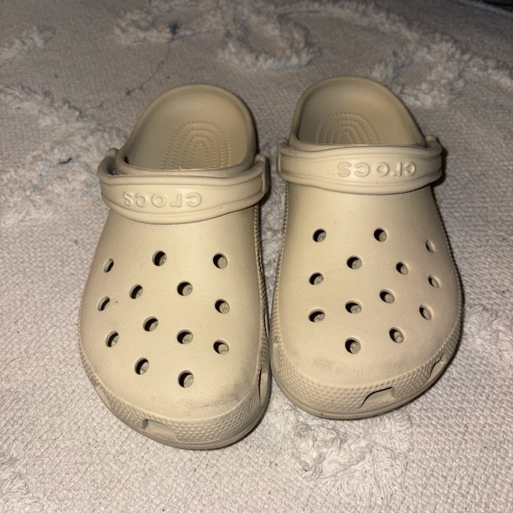 CROCS Women's Cream Slippers